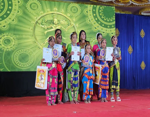 We're proud to announce that Dhaanusiriya K of Class 5 E from Senthil Public School (Krishnagiri) has won a World Record certificate and medal in Bharatanatyam for her performance in "Nataraja Narthanam" alongside 2000 dancers! Congratulations!